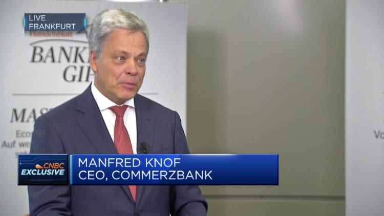 Predsednik uprave Commerzbank o nemškem gospodarstvu: Ni razloga za paniko