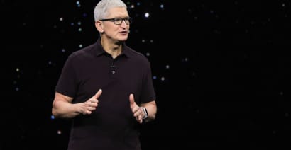 Apple analyst Kuo says low-end VR headset to launch in 2025