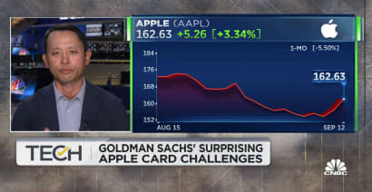 Goldman's Apple Card faces mounting credit losses