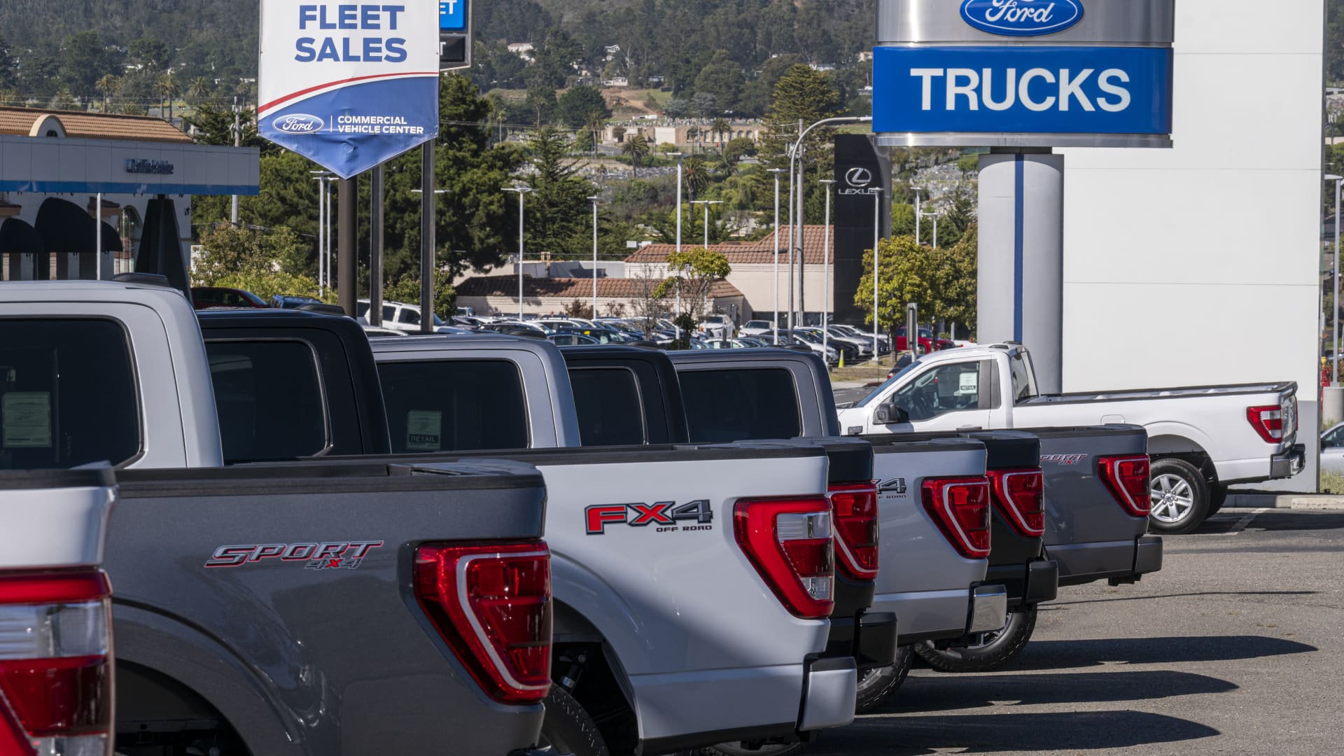 Ford’s October sales slide 10% amid supply chain issues