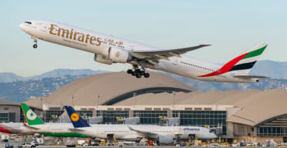 United Airlines partners with one-time foe Emirates, will launch Dubai flights