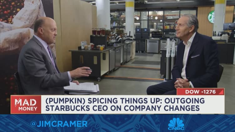 Watch Jim Cramer's full interview with outgoing Starbucks CEO Howard Schultz
