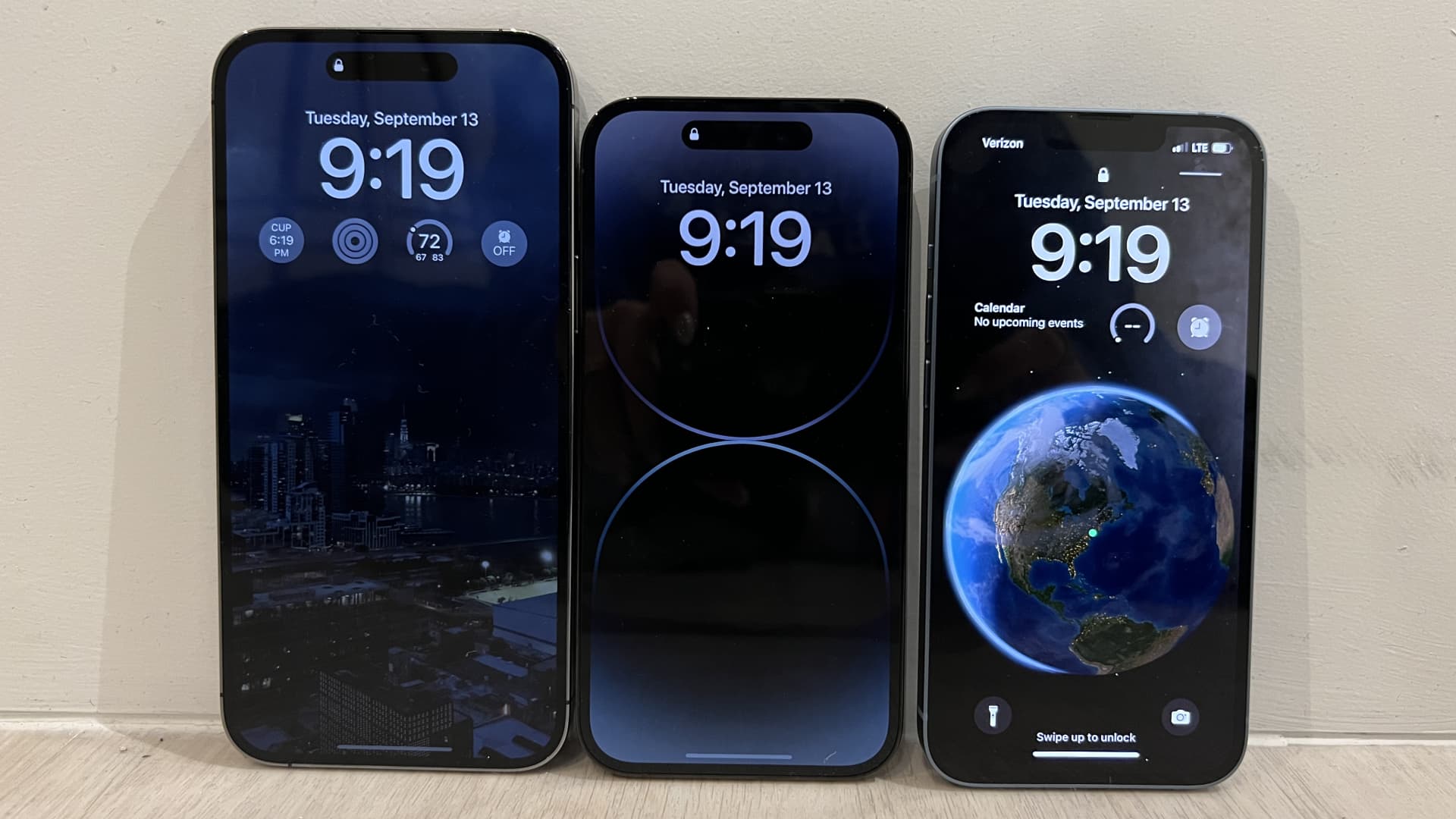 iPhone 14 Pro Max, iPhone 14 Pro, iPhone 14.