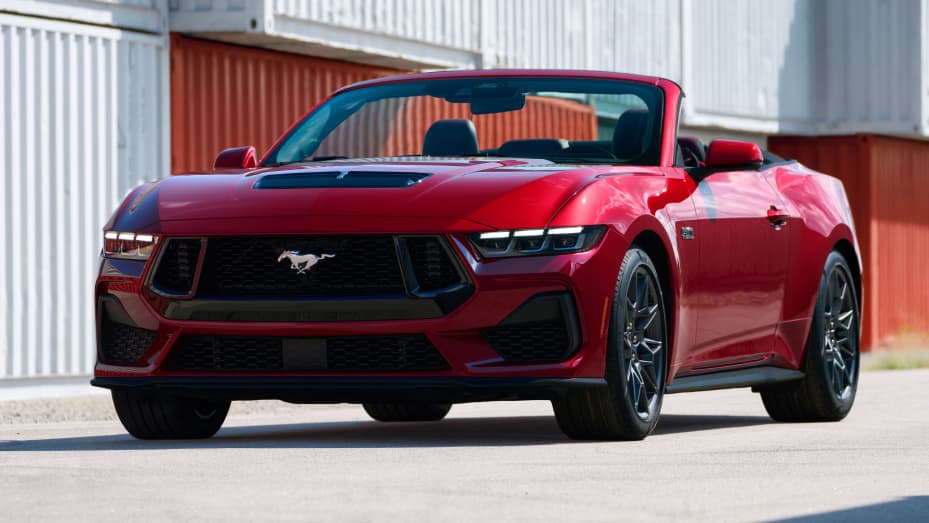  El muscle car Ford Mustang a gasolina se enfrentará a sus rivales eléctricos