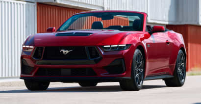 Ford sees opportunity for Mustang as competitors abandon V8 engines