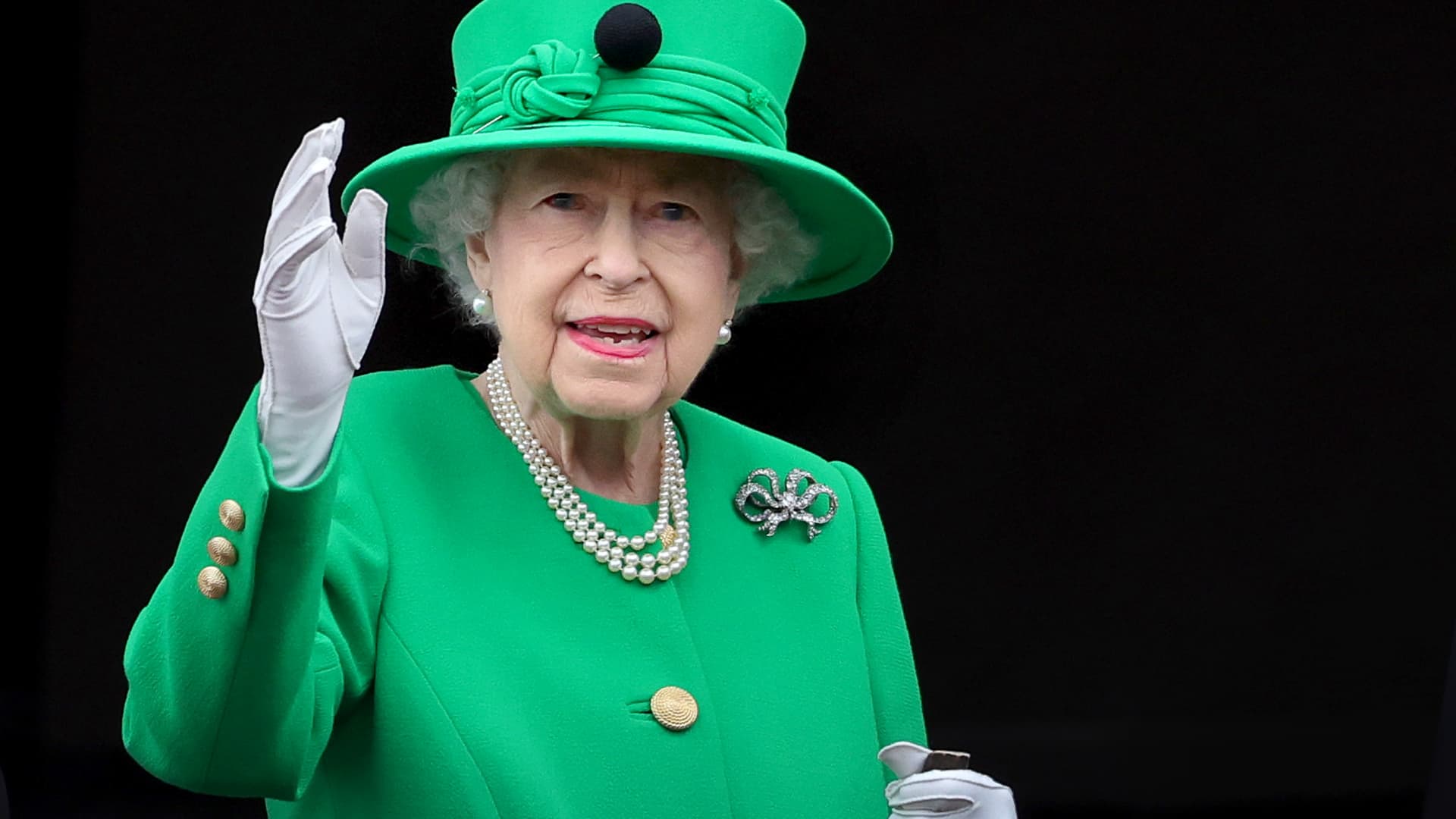 Photo of Corgis, castles and handbags: What happens to Queen’s wealth after her death?