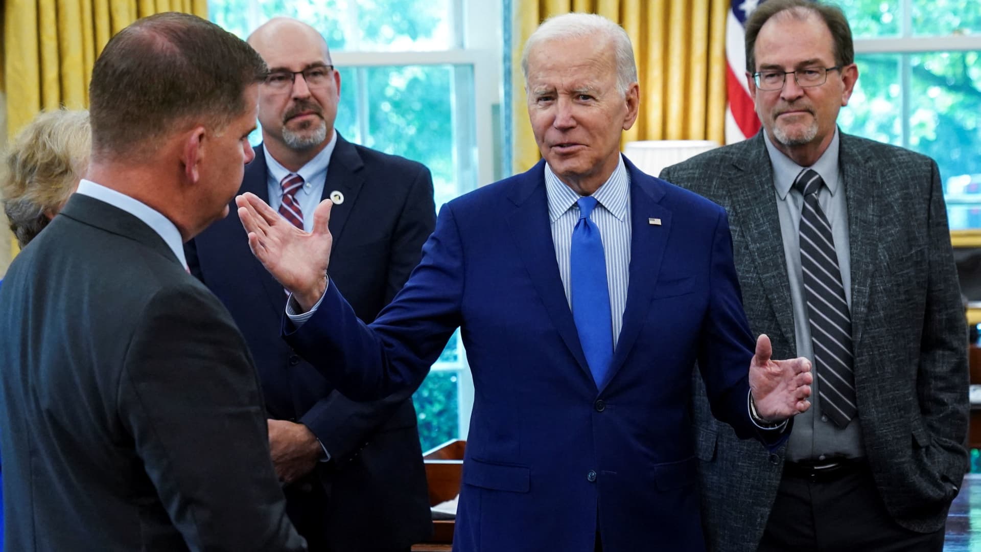 Biden pushed railways, unions to ‘be creative’ and ‘flexible’ to reach a deal an..