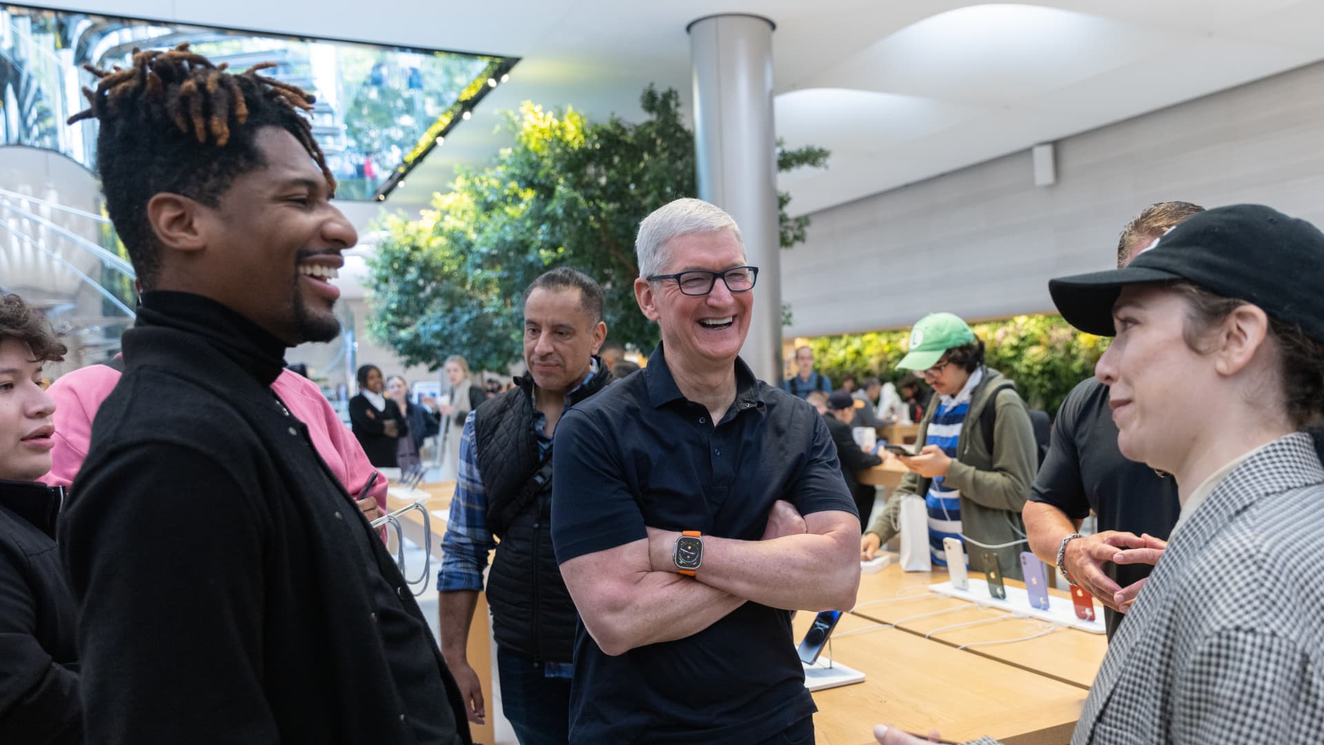 Apple reports earnings Thursday and all eyes are on iPhone 14 sales