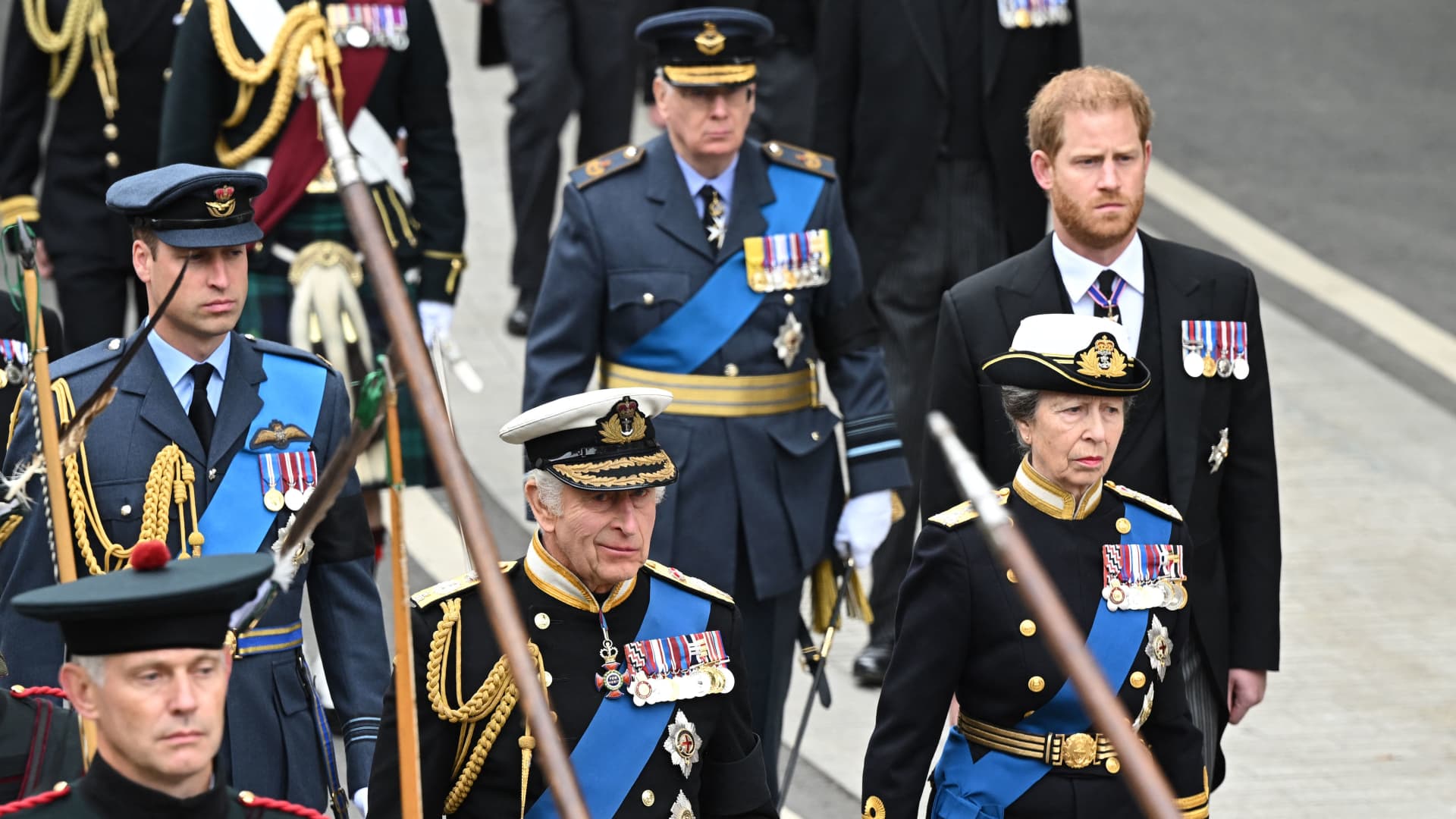 (Centre L-R) Britain's Prince William, Prince of Wales, Britain's King Charles III, Duke of Sussex and Britain's Princess Anne, Princess Royal and Britain's Prince Harry arrive to take their seats inside Westminster Abbey in London on September 19, 2022, for the State Funeral Service for Britain's Queen Elizabeth II.