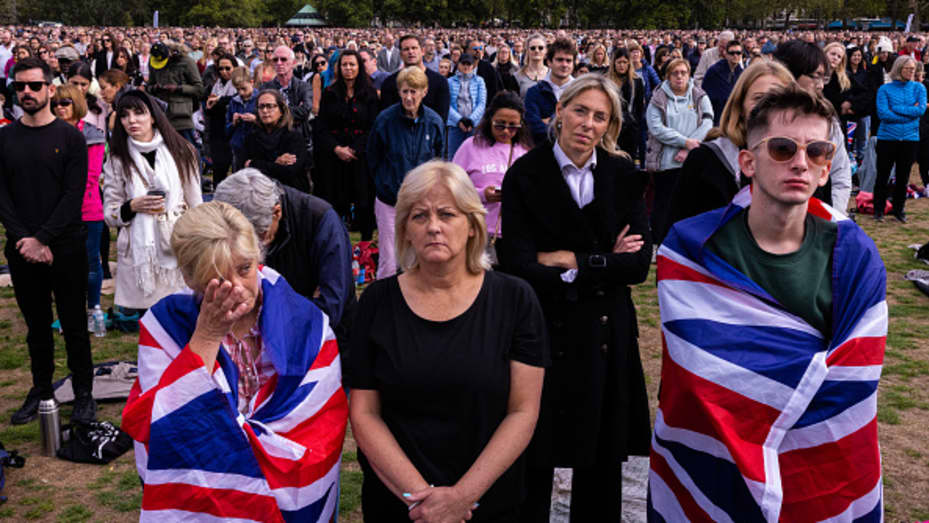 LONDON, ENGLAND - SEPTEMBER 19: Members of the public gather in Hyde Park to watch the State Funeral of Queen Elizabeth II on September 19, 2022 in London, England. Elizabeth Alexandra Mary Windsor was born in Bruton Street, Mayfair, London on 21 April 1926. She married Prince Philip in 1947 and ascended the throne of the United Kingdom and Commonwealth on 6 February 1952 after the death of her Father, King George VI. Queen Elizabeth II died at Balmoral Castle in Scotland on September 8, 2022, and is succee