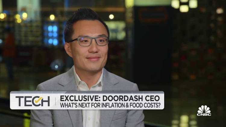 DoorDashers earning close to $25 an hour when delivering, says CEO
