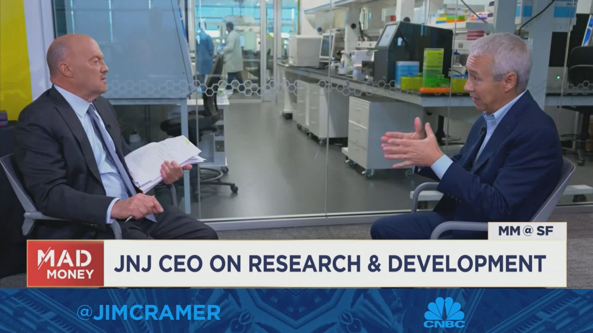Johnson &amp; Johnson CEO touts 'smart' data approach to new medicines at new research center