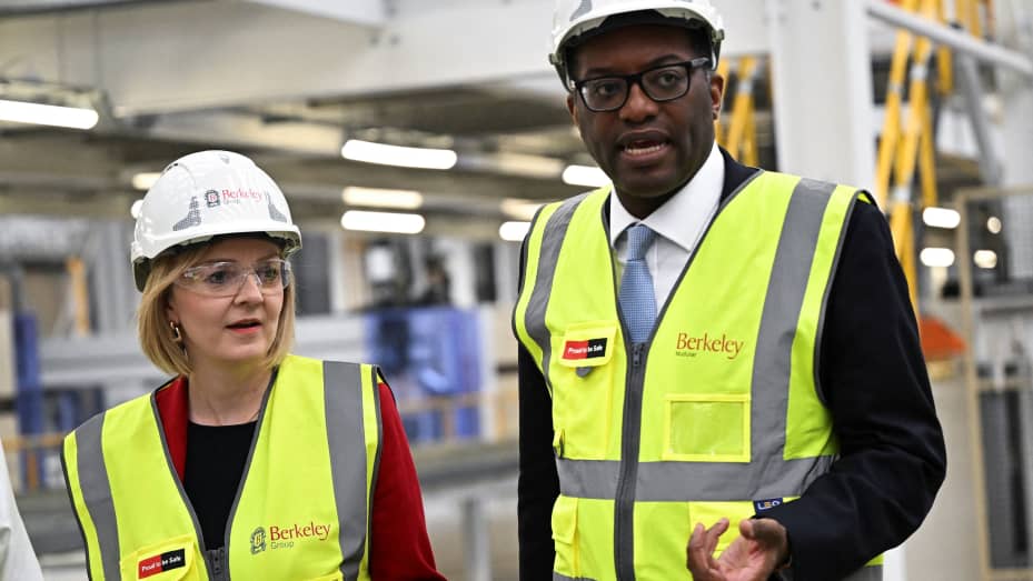 Britain's Prime Minister Liz Truss and Britain's Chancellor of the Exchequer Kwasi Kwarteng.
