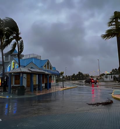 Hurricane Ian nears Florida landfall with 155 mph winds
