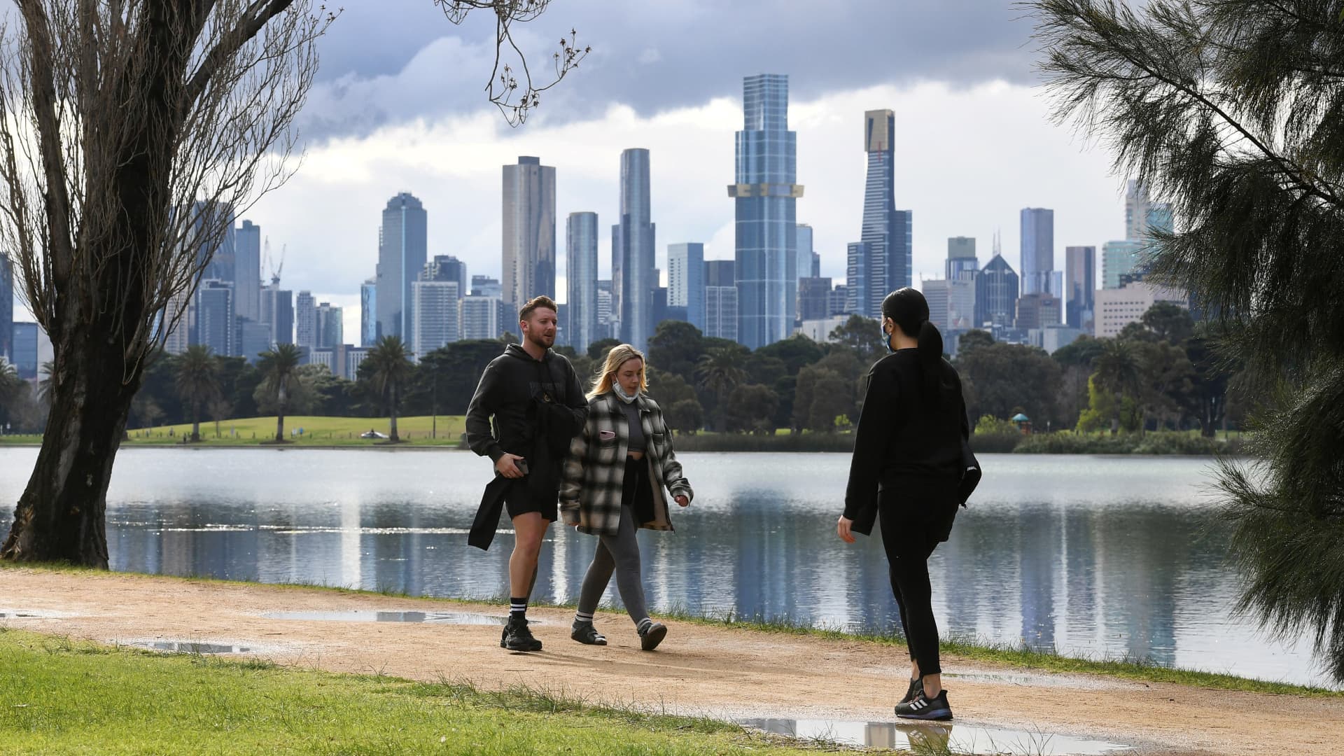 Since hitting peak prices earlier this year, house prices in Melbourne have fallen nearly 5%.