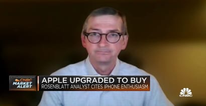 Rosenblatt Securities senior analyst explains 'buy' rating on Apple stock