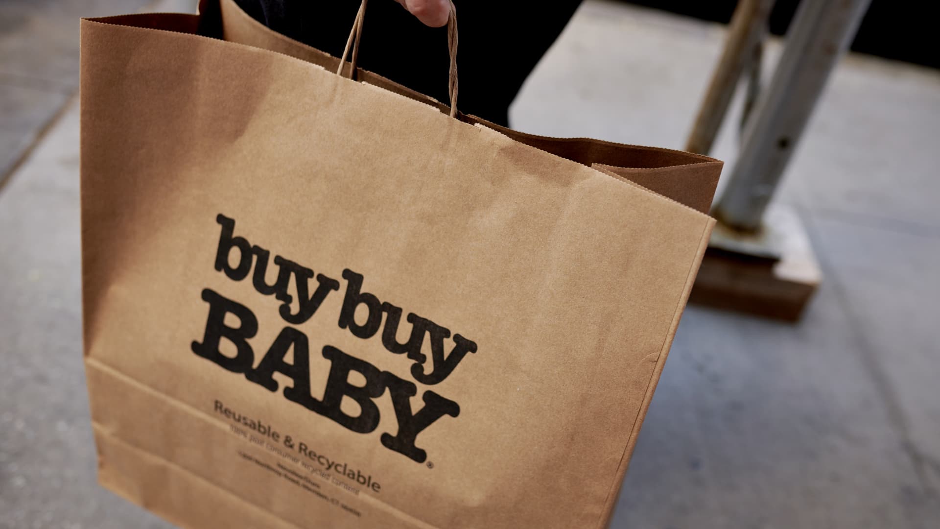 Buybuy Baby a bright spot for Bed Bath & Beyond reports steep drop in sales against tough comparisons – CNBC