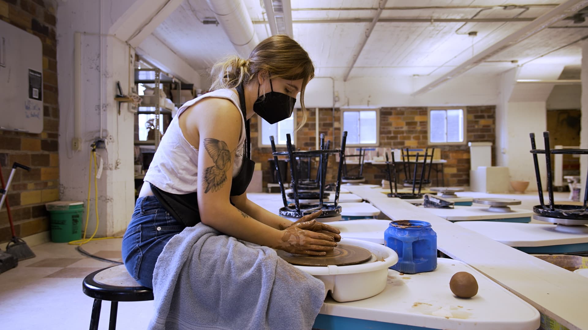 Aspeyn Langhals has made $500 so far selling pottery and digital art as a side hustle.