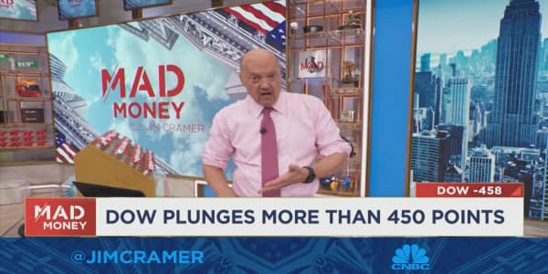 Jim Cramer breaks down what the Fed needs to do in order to beat inflation