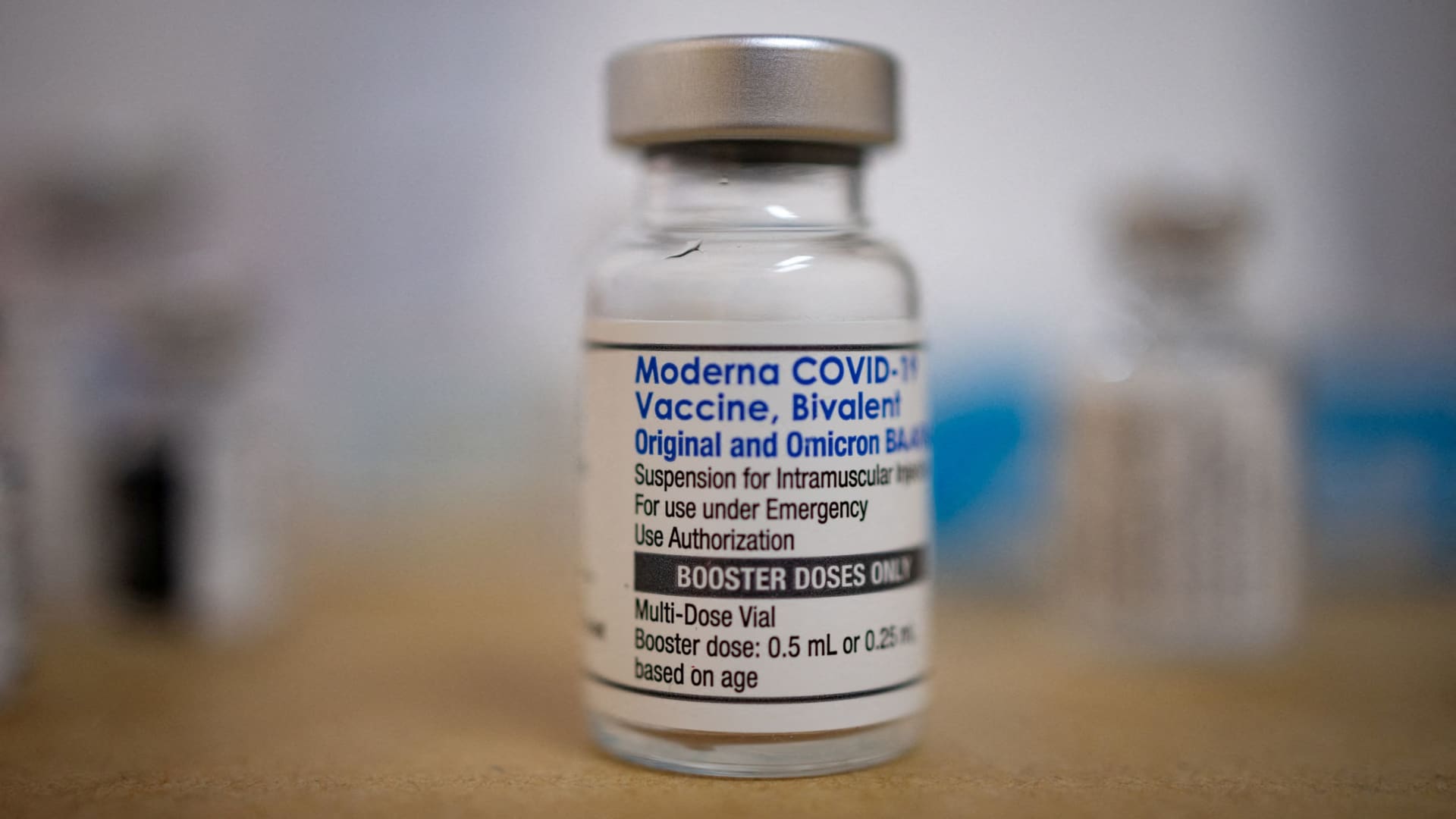 Moderna shares fall after Covid vaccine maker lowers 2022 gross sales outlook