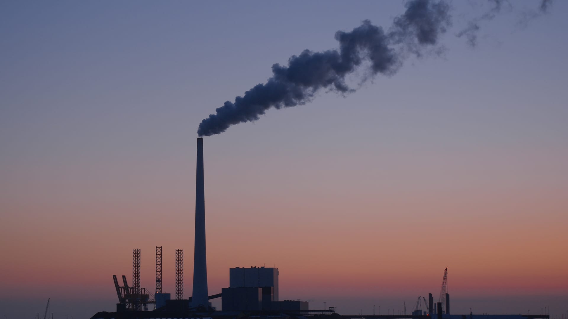 Orsted utilisera plus de combustibles fossiles alors que la crise énergétique se poursuit