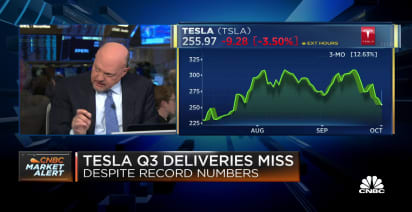 Wall Street does not want to let go of Tesla stock, says Jim Cramer