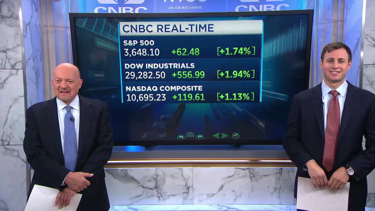 Monday, Oct. 3, 2022: Cramer is selling some shares in this sector as relief rally forms