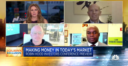 Watch three market experts break down how investors should navigate rate hikes, crypto and more