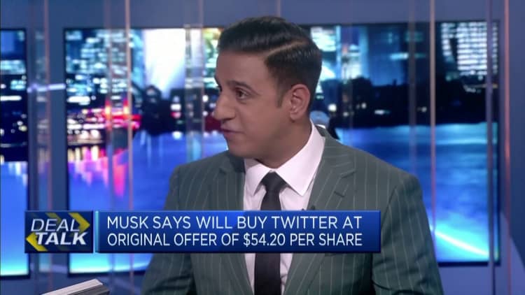 Musk says the Twitter deal is a way to speed up 