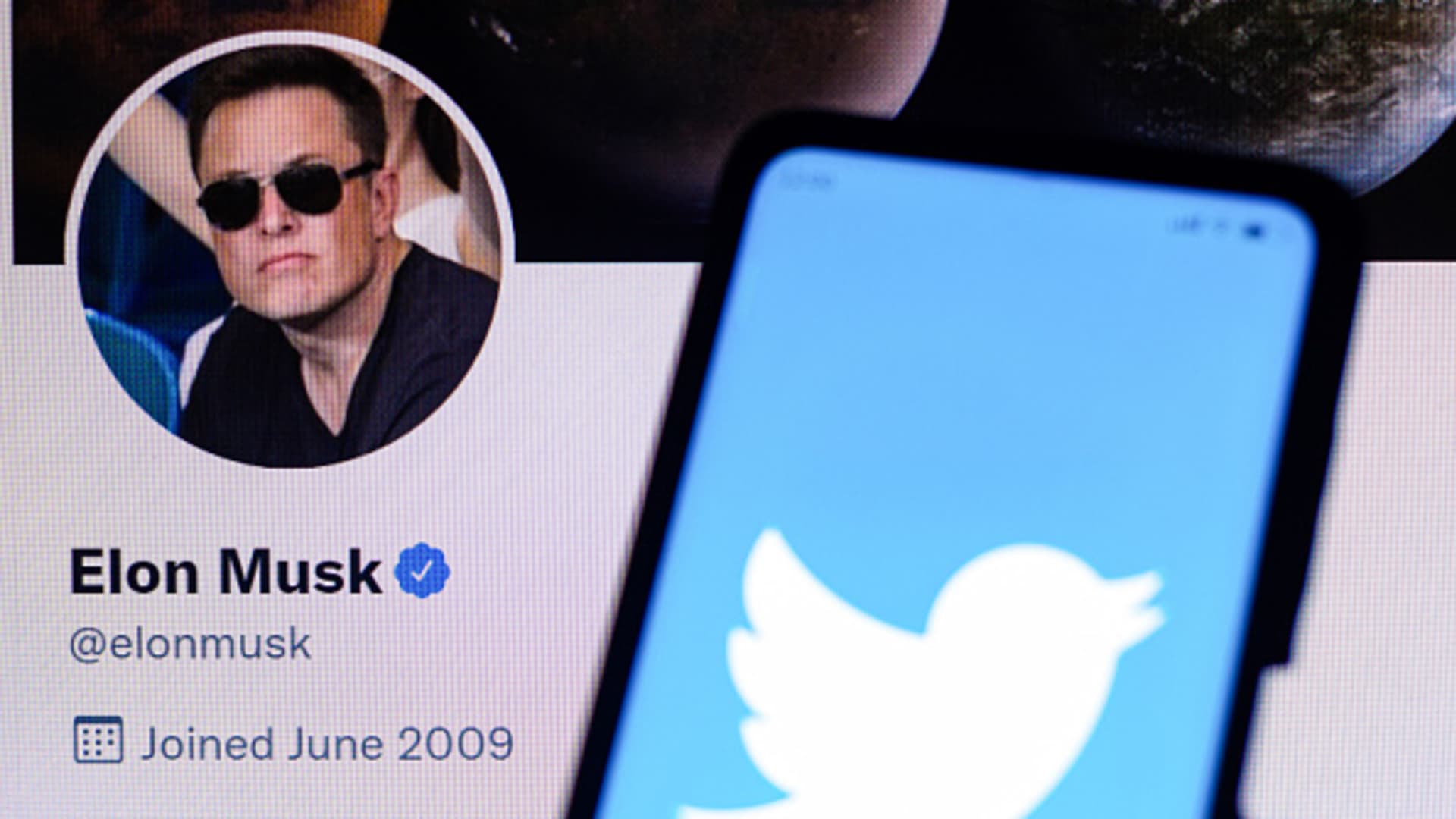 Elon Musk is reviving his offer to buy Twitter—here’s how much you’d have if you invested $1,000 in 2013 - CNBC