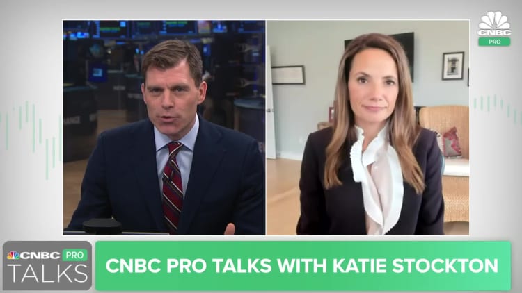 CNBC Pro Talks: Chart analyst Katie Stockton on finding winning stocks in a losing market