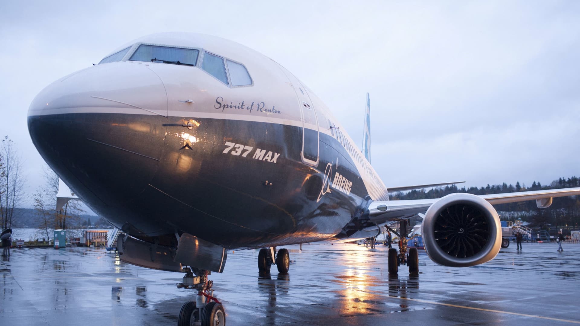 Boeing’s plane deliveries slipped in October on 737 fuselage flaw
