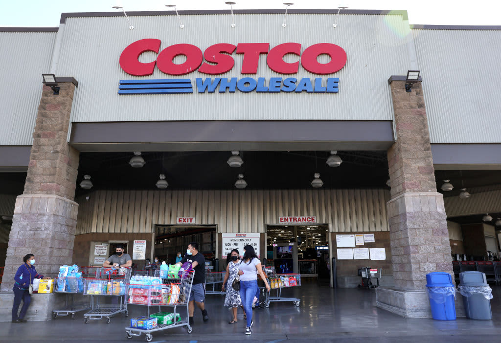 What to watch when Club holding Costco reports quarterly results Thursday