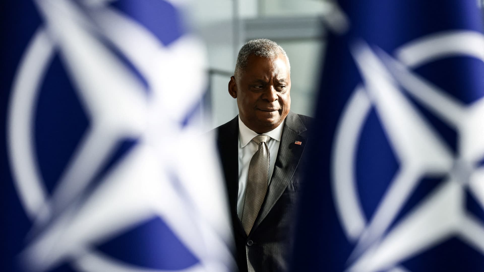 US Defense Secretary Lloyd Austin arrives for a two-day meeting of the alliance's Defence Ministers at the NATO Headquarter in Brussels on October 12, 2022.