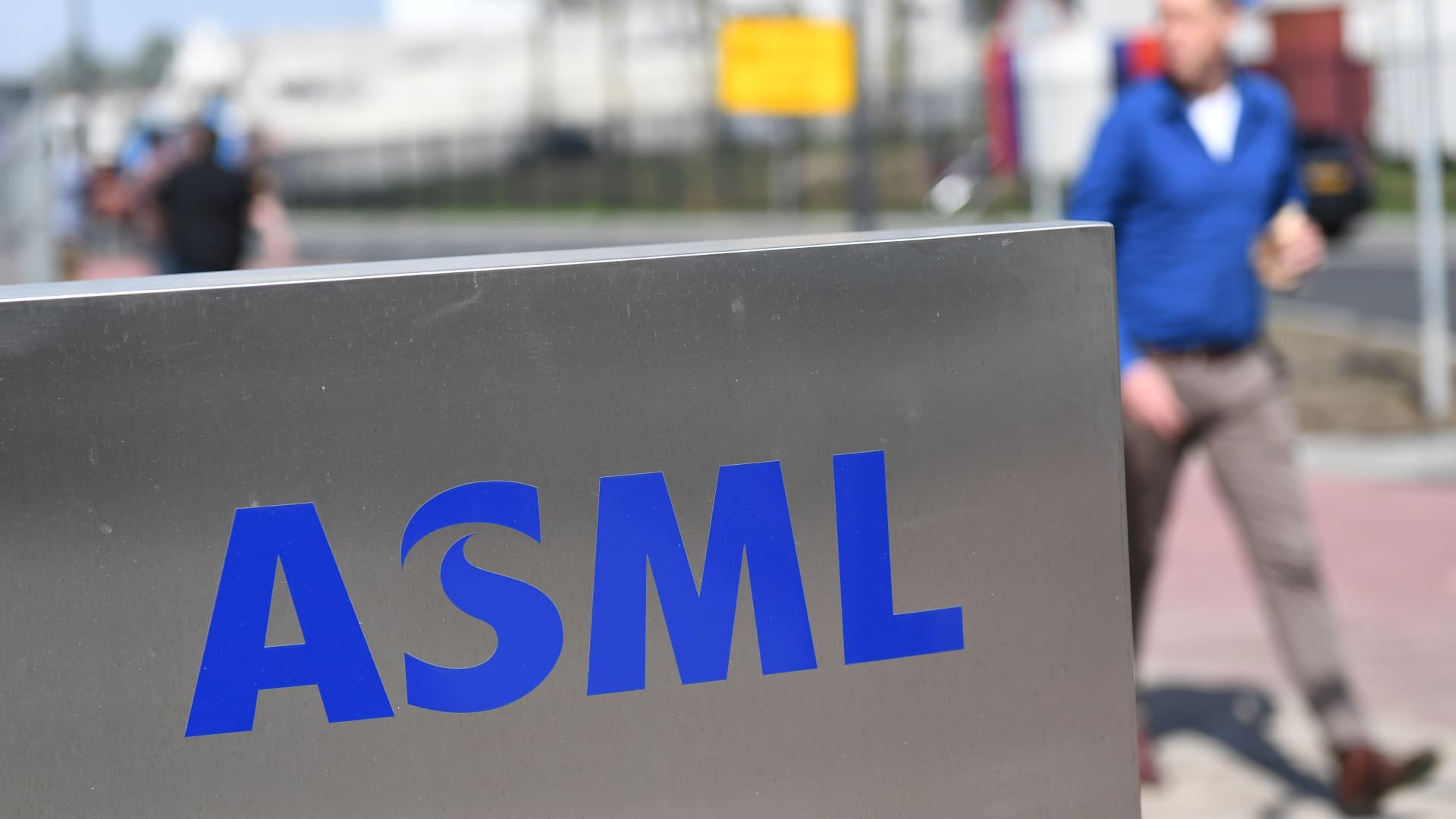 ASML says ex-China employee misappropriated data relating to its critical chip technology