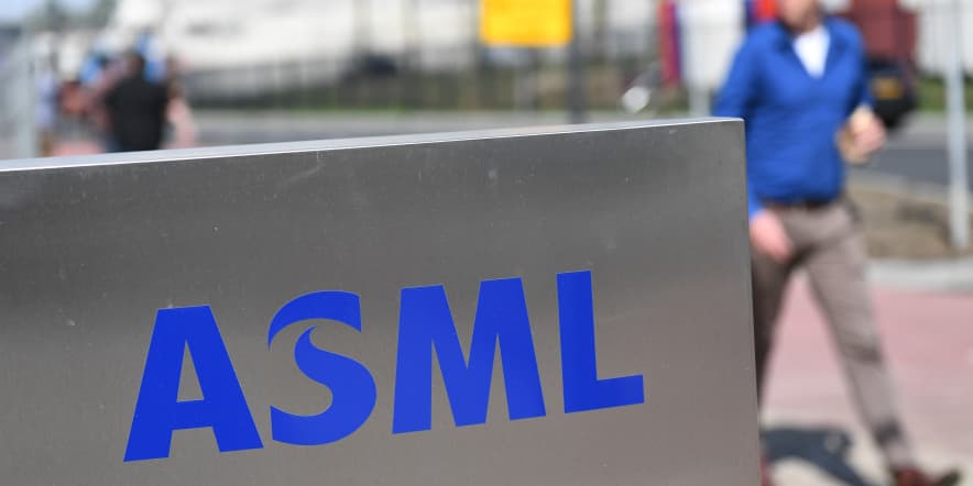 Shares of critical chip firm ASML drop 5% as sales miss expectations with 22% fall