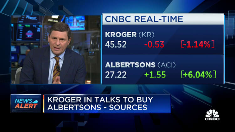 Kroger in talks to buy Albertsons, sources tell CNBC