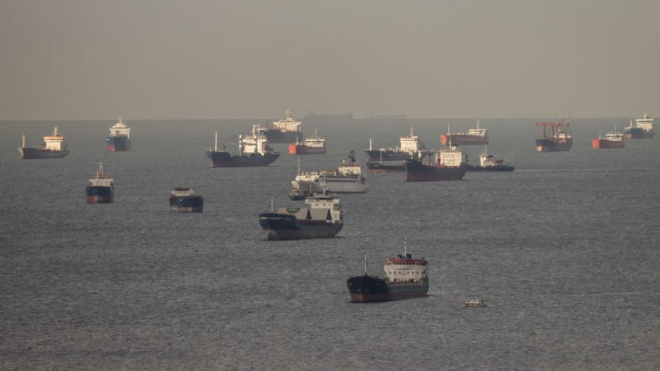 ISTANBUL, TURKEY - OCTOBER 14: Ships, including those carrying grain from Ukraine and awaiting inspections are seen anchored off the Istanbul coastline on October 14, 2022 in Istanbul, Turkey. Under the terms of the Black Sea Grain Initiative, which paved the way for Ukraine to safely ship grain from three key ports, vessels must be inspected by a team of officials from Turkey, Ukraine, Russia and the United Nations the lengthy inspection process has caused a shipping traffic jam, with some ships waiting da