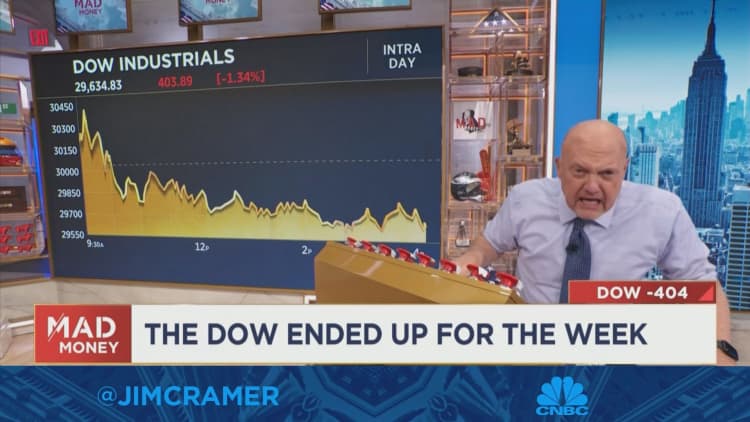 Cramer's week ahead: Take any chance to sell stocks as earnings season heats up