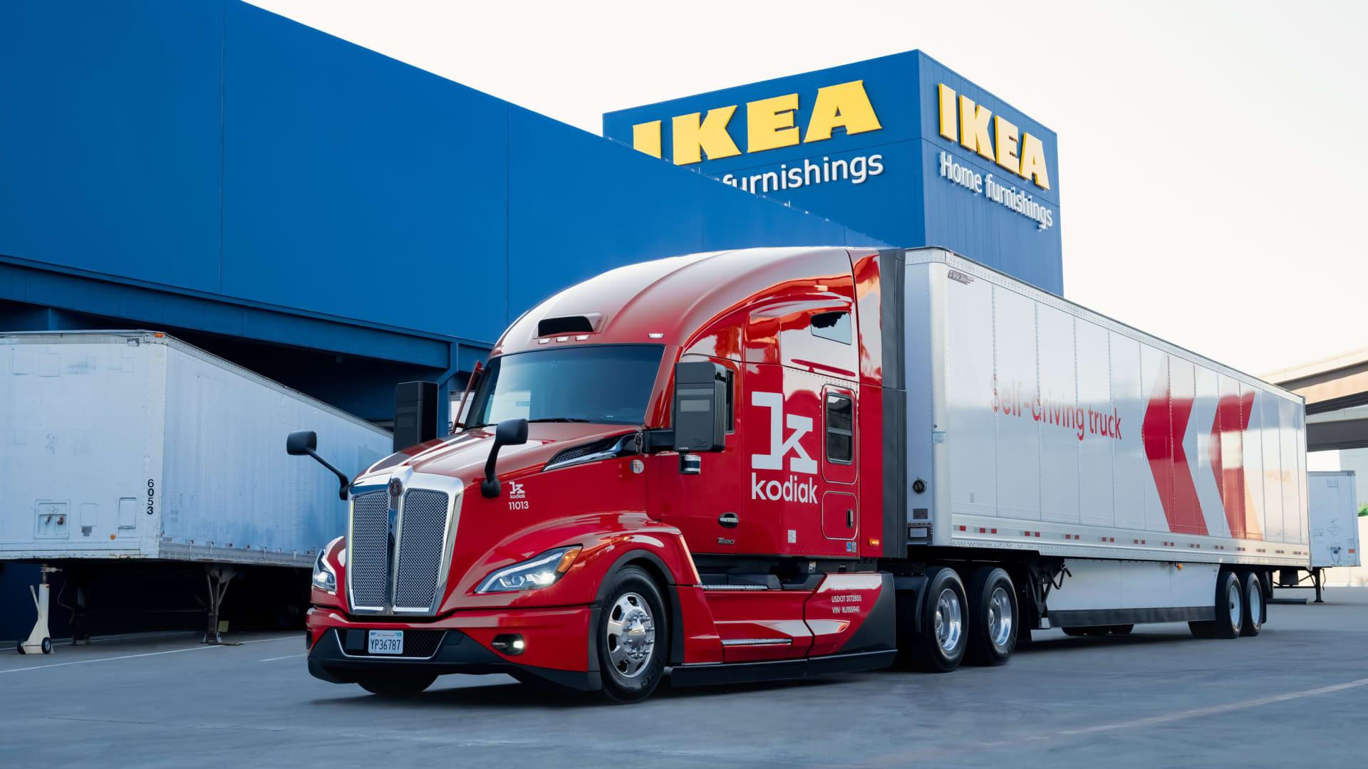 IKEA tests driverless delivery trucks in Texas with Kodiak Robotics