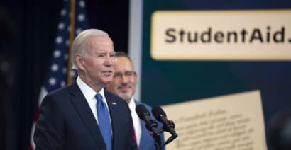 Watch: President Biden announces new student loan forgiveness plan
