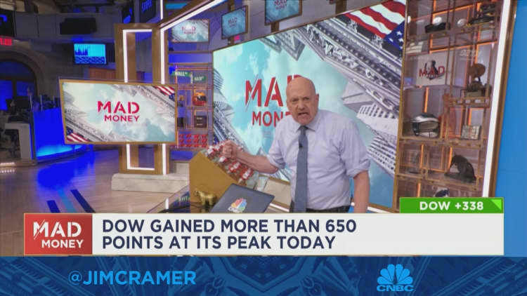 Don't 'rent' stocks in this treacherous market, says Jim Cramer