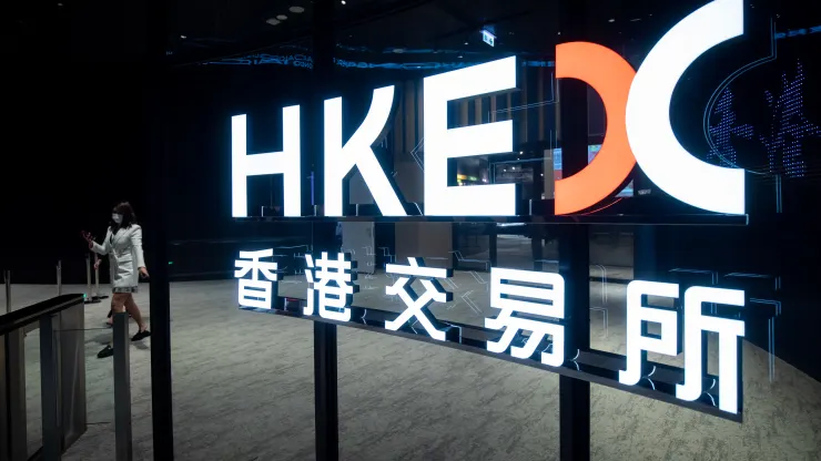 Hong Kong’s Hang Seng file closes 5% higher on China returning theory; Asia markets blended