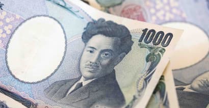 Japanese yen strengthens sharply after hitting 160 against dollar