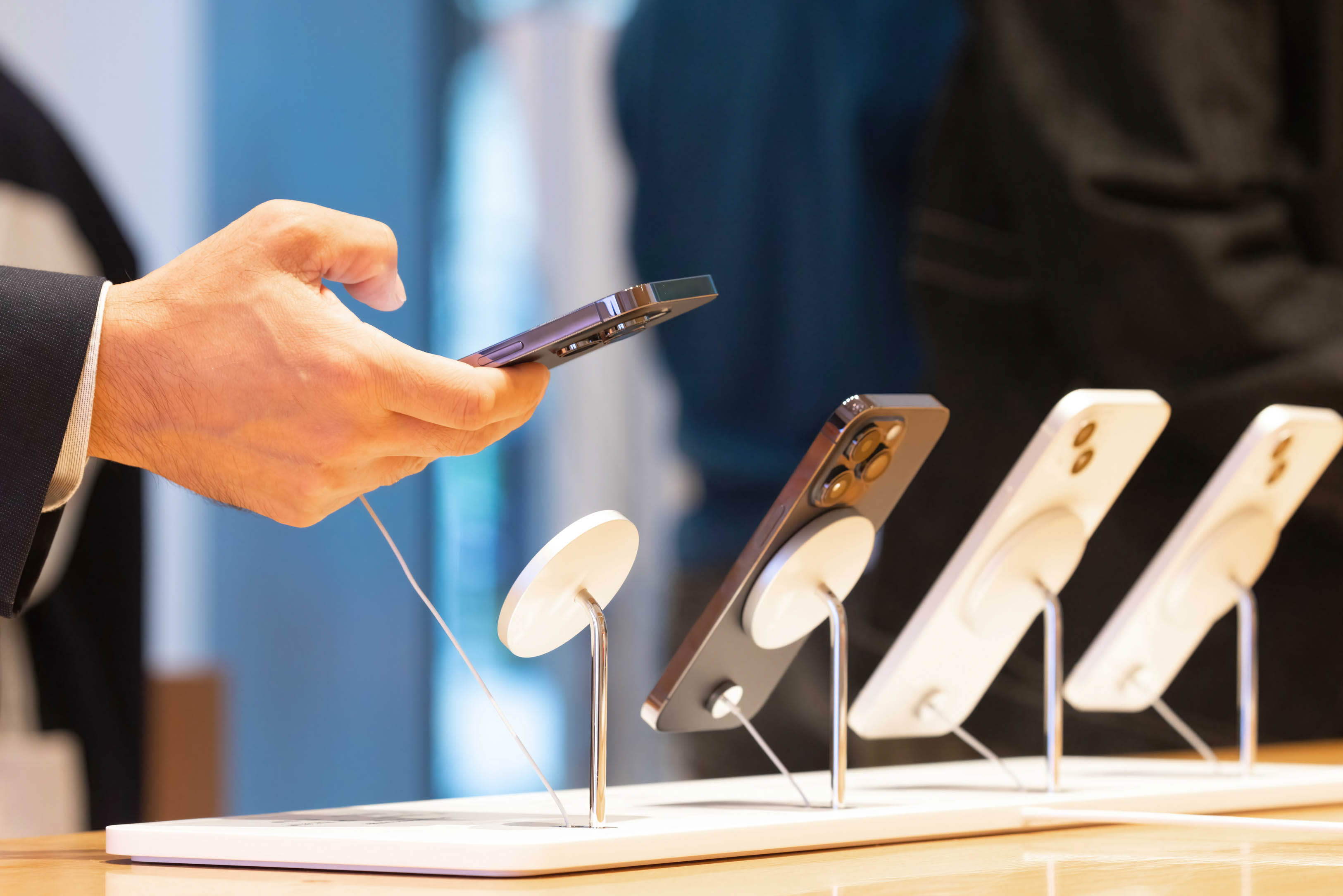 Omdia dice que el Apple iPhone 14 Pro Max lidera los envíos de teléfonos inteligentes a nivel mundial