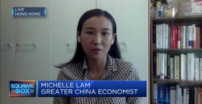China's economy will probably grow less than 3% this year, says economist