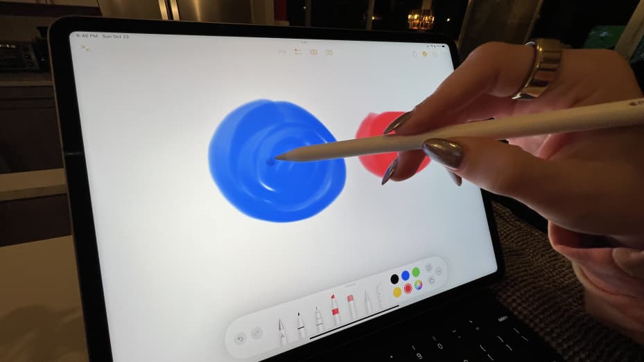 iPad Pro Apple Pencil Hover experience.