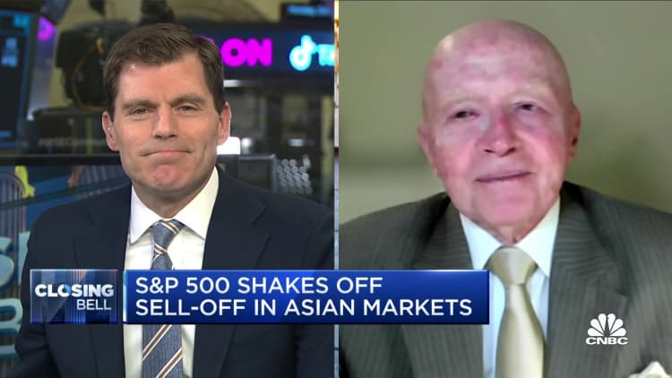 Bitcoin value might fall 40% to ,000 in 2023, Mark Mobius says