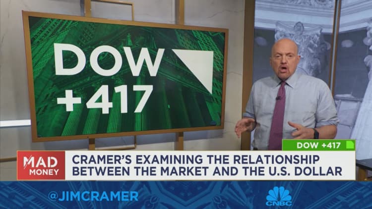Charts suggest   the U.S. dollar could beryllium  peaking, Jim Cramer says