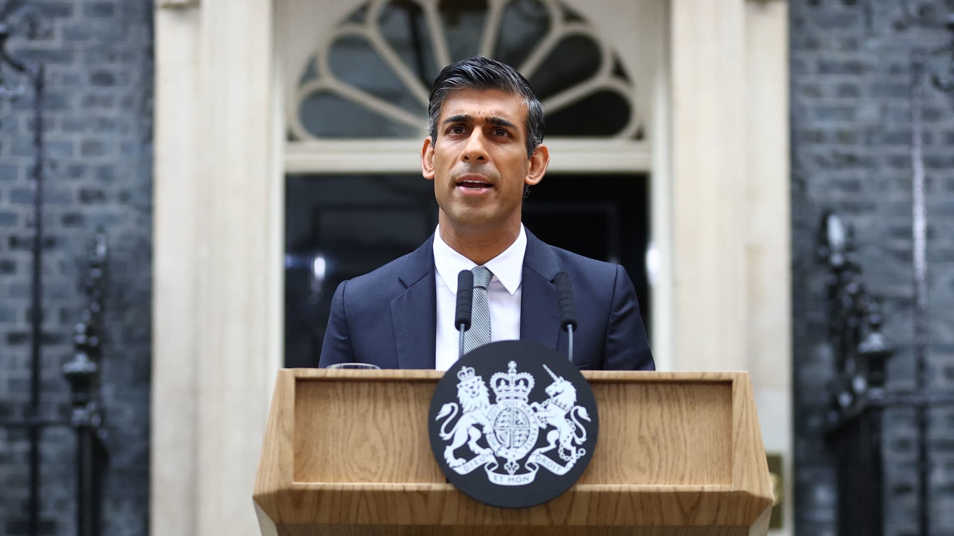 Rishi Sunak pledges to fix mistakes as he becomes UK PM